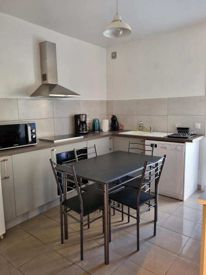 Apartment Location T4 Bas De *